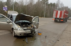 На трассе в Пензенской области столкнулись две Лады: на месте работали спасатели. ФОТО На трассе в Пензенской области столкнулись две Лады: на месте работали спасатели. ФОТО