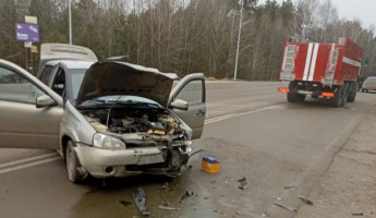 На трассе в Пензенской области столкнулись две Лады: на месте работали спасатели. ФОТО На трассе в Пензенской области столкнулись две Лады: на месте работали спасатели. ФОТО