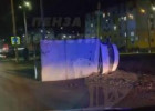 На улице Новоселов в Пензе перевернулся фургон