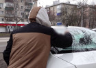 В Пензе двух автомобилистов привлекли к ответственности за запрещенные наклейки