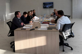 Пензенский бизнесмен заключил договор о создании российско-китайского транспортного центра