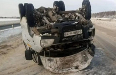 На трассе в Пензенской области перевернулся микроавтобус. ФОТО