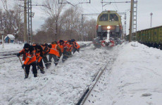 Пензенская область против стихии: железнодорожники дали отпор снегопадам
