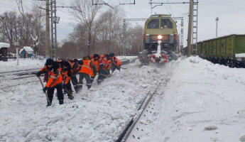 Пензенская область против стихии: железнодорожники дали отпор снегопадам