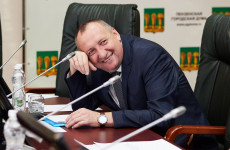 Иномарка для депутата Кухарева? ПГАУ покупает Geely с массажем и премиальной аудиосистемой Иномарка для депутата Кухарева? ПГАУ покупает Geely с массажем и премиальной аудиосистемой