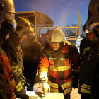 В Пензе 150 человек продолжают тушить пожар на нефтебазе после атаки дрона