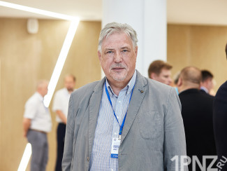 Не забудьте поздравить! 3 февраля родился депутат и главврач Сергей Рыбалкин