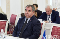 8 февраля день рождения празднует депутат Вадим Калинин