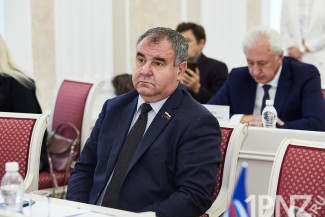 8 февраля день рождения празднует депутат Вадим Калинин