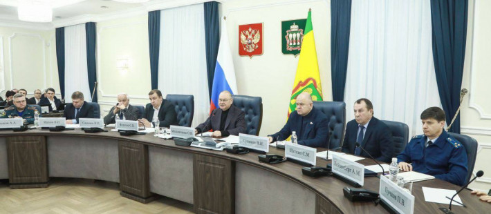 До −35 и ниже: в пензенских школах, техникумах и колледжах отменяют занятия 4 февраля