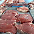 Микробы против стандартов: в Пензенской области десятки партий мяса не прошли проверку