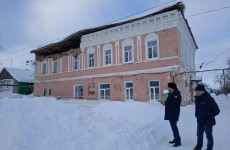 Пензенская прокуратура разбирается в причинах разрушения исторического здания в Спасске