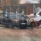 Пенза тонет в сугробах: на окраине города такси разнесло в жестком ДТП