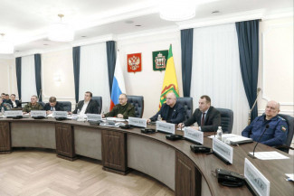 Пензенская область готовится к ледяному удару: Мельниченко отменил выходные чиновникам