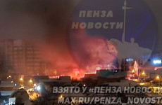 Ночью в Пензе вспыхнул частный сектор, есть пострадавший