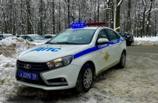 Жесткая авария на М5 в Пензенской области: легковушка столкнулась с микроавтобусом