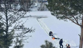ЧП под Пензой: в полынью у понтонного моста провалился рыбак