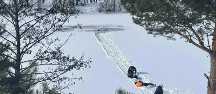 ЧП под Пензой: в полынью у понтонного моста провалился рыбак