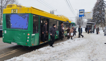 В Пензе пассажиров автобуса высадили во время ракетной опасности и сказали искать укрытие
