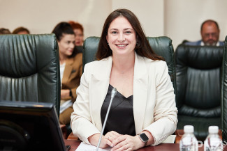 Для меня город - это как большая семья: интервью с депутатом Еленой Падалкиной