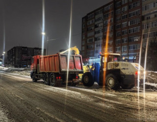 Пензенские улицы очищают от снега: ночью вывезли тысячи кубометров