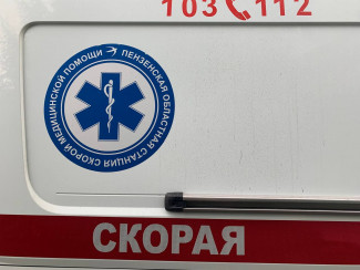 Пожилую женщину увезли в больницу после жесткой аварии под Пензой