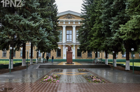 Здание ЗИФ останется у частников. Росимущество не смогло вернуть государству бизнес-центр Фрунзенский в Пензе