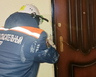 Закрытая дверь и ребёнок внутри: в Пензе провели спасательную операцию