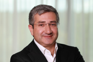 День рождения 17 марта: поздравляем бизнесмена Наума Бабаева