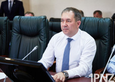 Поздравляем! 27 марта празднует день рождения депутат Денис Желиховский