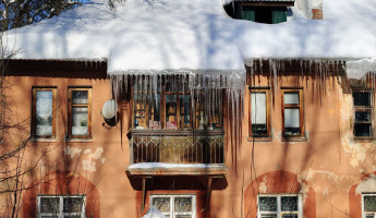 Глыбопад в Пензе: сколько людей пострадало из-за бездействия УК этой зимой