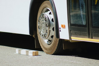 В Пензе вернули школьный автобус на вокзал после жалоб родителей