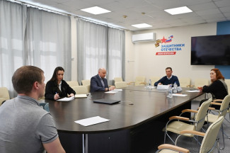 Глава Пензы провел встречу с участниками СВО и их родственниками