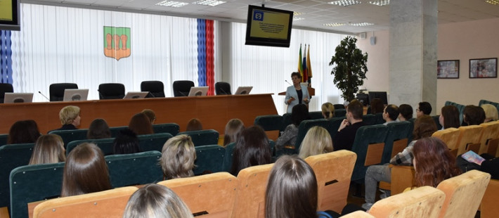 В Пензе усиливают качество общения власти с гражданами: чиновников обучили этике