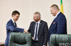 Весеннее настроение депутатов Пензенской гордумы – фоторепортаж 1pnz