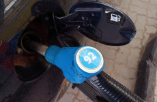 В Пензе водитель оторвал пистолет на заправке и уехал в закат