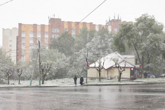 Пензенскую область накрыл мощный град: стихия затопила улицы