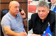 С юбилеем! 8 апреля мы поздравляем депутатов-ровесников Игоря Борисова и Бориса Кулагина С юбилеем! 8 апреля мы поздравляем депутатов-ровесников Игоря Борисова и Бориса Кулагина