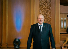 Желаем счастья! 13 апреля день рождения празднует депутат Сергей Егоров