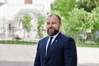 Желаем новых побед! 15 апреля родился промышленник Олег Кочетков