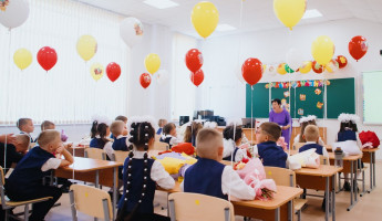 Промышленник Олег Кочетков поздравил пензенских учащихся с Днём знаний
