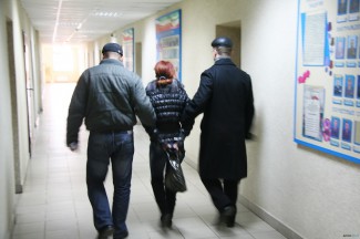 Пензенские полицейские задержали подозреваемых, обворовывавших стариков под видом соцработников