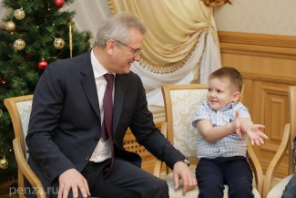 Белозерцев ответил на вопросы детей