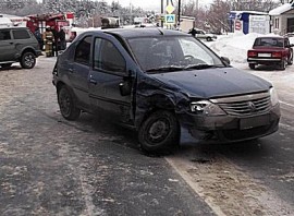 При столкновении трех автомобилей в Чаадаевке пострадала женщина