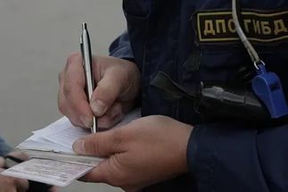 В кузнецком районе уроженец Узбекистана дважды попытался подкупить инспектора ДПС 