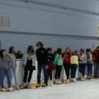 В Пензе на ледовой дискотеке собрались более 300 школьников