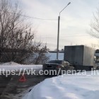 В Арбеково произошло столкновение грузовика и иномарки 