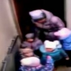 Воспитатели частного детского сада забыли двухлетнего малыша в лифте