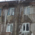 В Пензе многоэтажка на Одесской превращается в большую глыбу льда