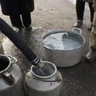 Жители аварийного дома на Ударной получают воду «извне» 